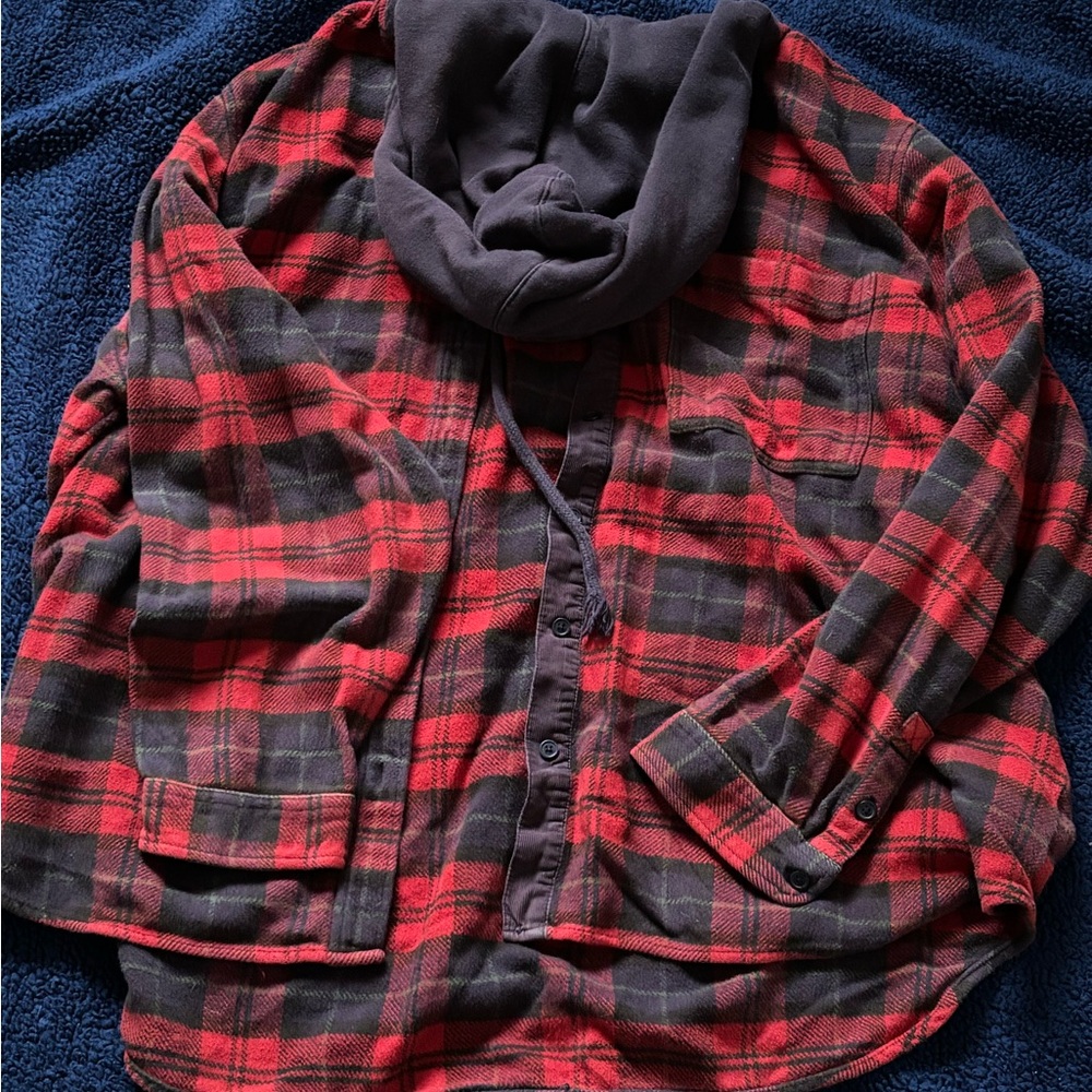 American Eagle Outfitters Red and Black Plaid Shirt